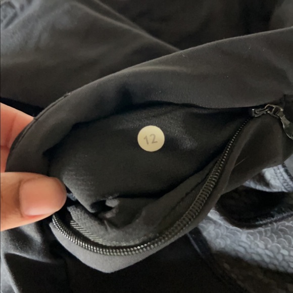 Lululemon leggings - Picture 2 of 2